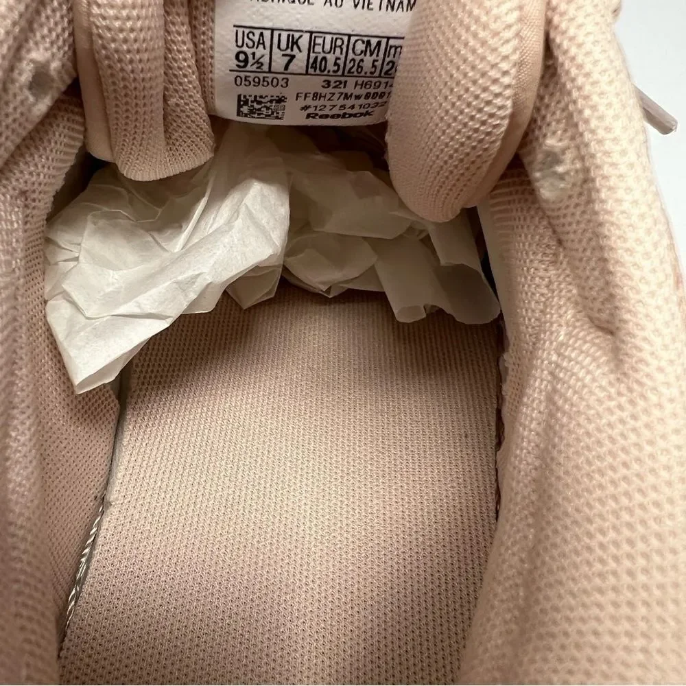Reebok Club C Sneakers NEW! - Picture 6 of 8